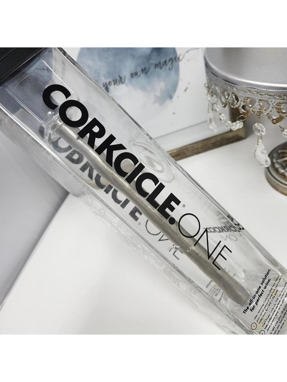 Corkcicle.ONE Wine Chiller Aerator Pourer Freezer Storage Case Barware